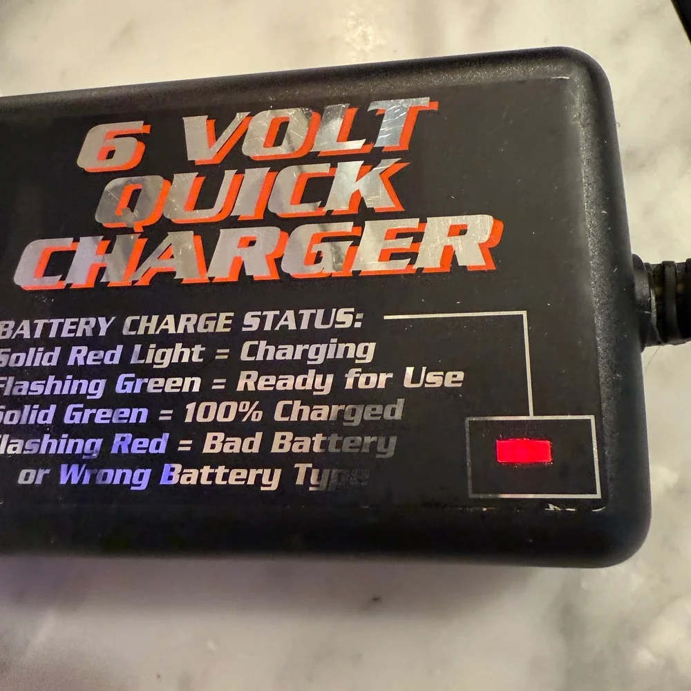 Fisher-Price Power Wheels 6‎ Volt Quick Charger Battery Charger